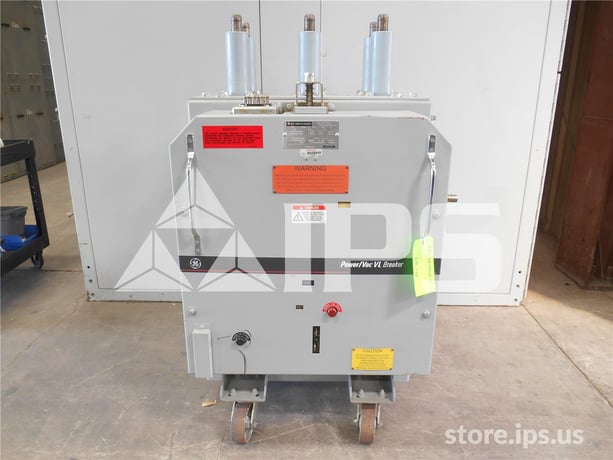 1200 Amps GE Vb1 13.8-500-3 Ml-18h Vertical Lift Unused Surplus (vb1 13.8-500) 48 Volts DC Control, 18k Amps - Image 1