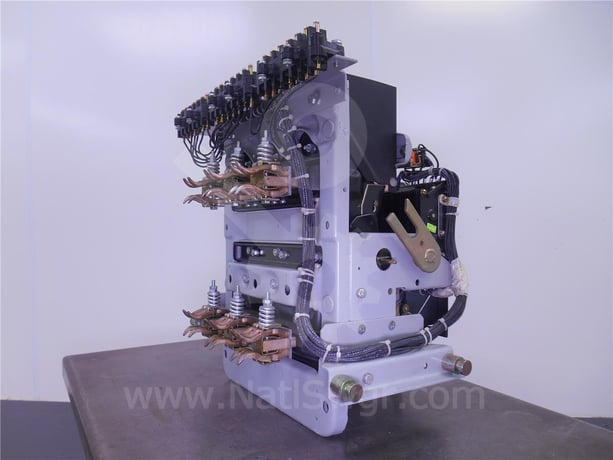 800 Amps GE Akr-6d-30s Eo/do (akr-_d-30s) 125 Volts DC Control, Mvt Li, 400 Amps Ct - Image 7