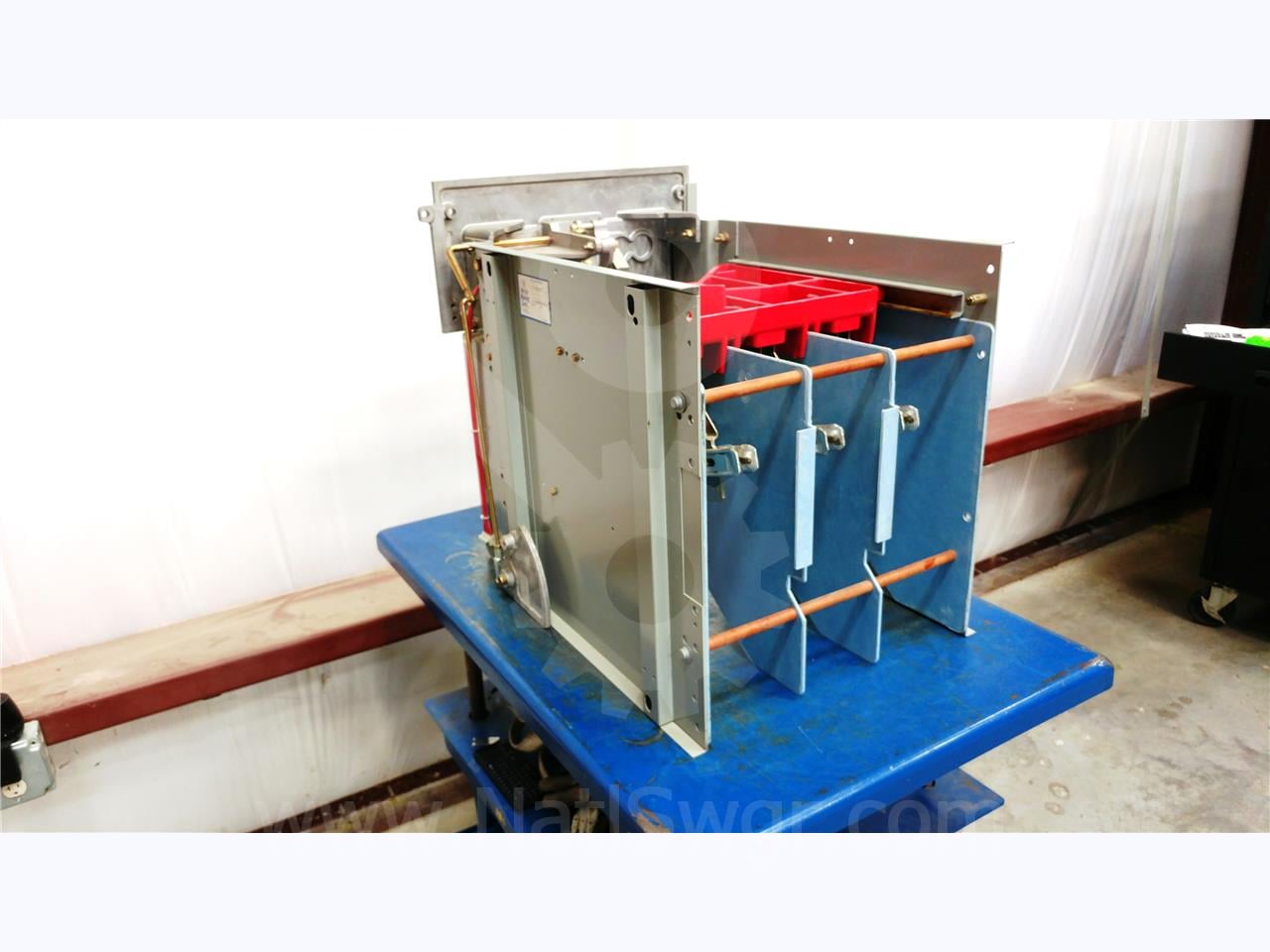 400 Amp. WH Isolation Switch Assembly Roll Out Design (sja) For Ampgard Sj Series Switchgear - Image 6