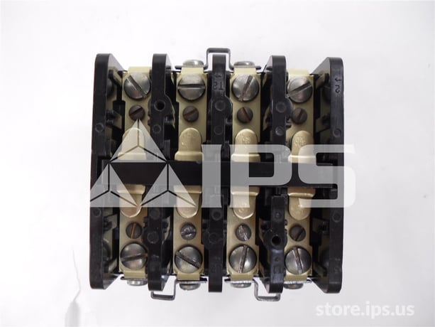 GE 125 Volts DC Control Relay X Unused Surplus For Ak / Akr - Image 1
