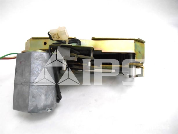 GE 120 Volts AC Electric Operator For Power Break Ii - Image 4