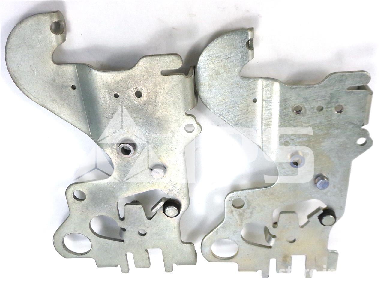 GE Electrical/manual Operating Mechanism Right Side Plate For Ak-a-15/25, Akr-30s - Image 2
