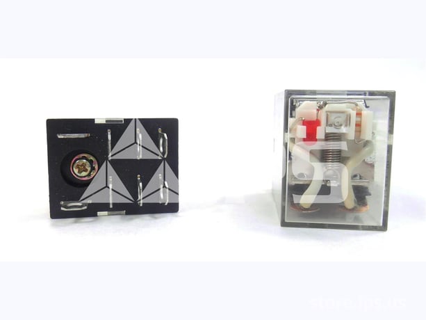 GE 120 Volts AC Control Relay General Purpose - Image 2