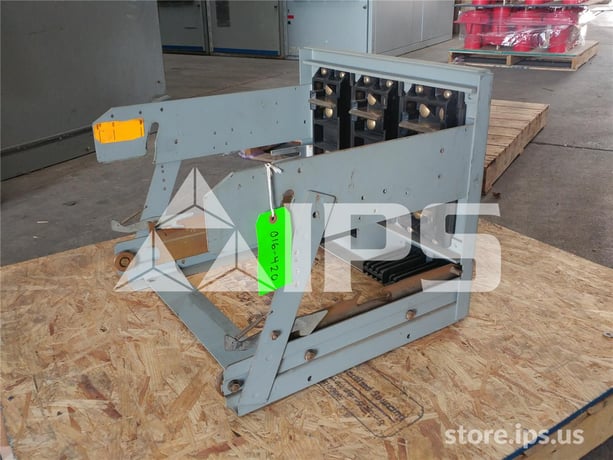 1600 Amps ITE Black Kline Drawout Substructure For K-1600, Manually Or Electrically Operated Breaker - Image 3