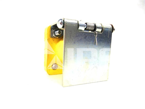 Eaton J Series Cam Lok Receptacle 600v Ac/dc, 400 Amps - Image 2