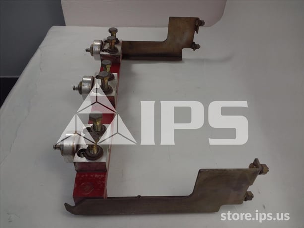 ITE Red Horizontal Fuse Rack Assembly For Kdon-1600 - Image 2