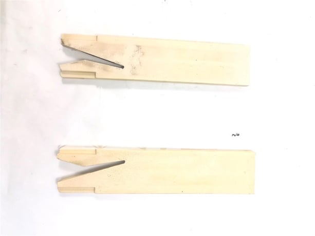GE Left Ceramic Arc Barrier Plate For Ic Limitamp, Ic2814 / Ic302 - Image 4