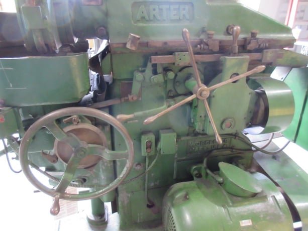 Arter #A-1-12, horizontal spindle rotary surface grinder, 13" round chuck, 14" x 2" wheel, 7.5 HP - Image 5
