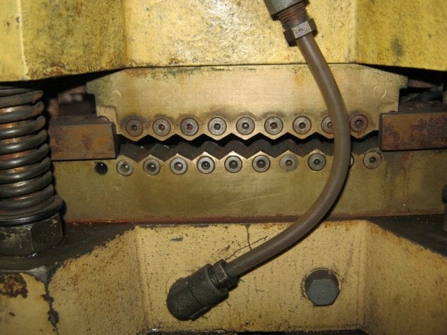 4.5" x .393" Leveler / Straightener, 9 Over 10, variable speed, 3/4 HP motor, 220/440 V. - Image 2