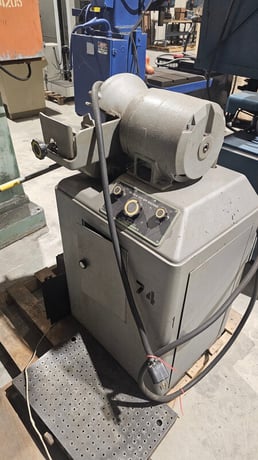 Buehler Specimen #10-1010, 230/460 V., 3-phase, extra holding vise, 5-extra diamond wheels, coolant, S/N - Image 2