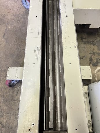55" Wortex #UP755, under the press granulator, 20 HP, power hopper tilt, #18518J - Image 4