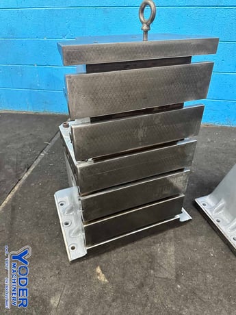 16" x 30" T-slotted angle plate, #74302 - Image 4