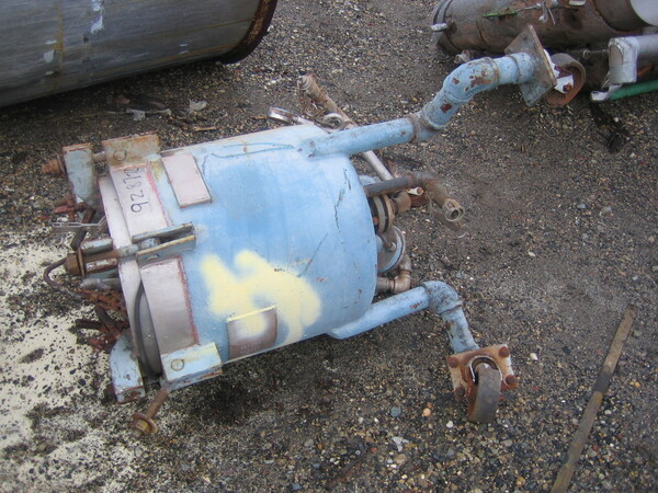 Niagara, pressure leaf filter, 24" dia. x 20" straight side, 75 psi, on 3 legs w/wheels - Image 1