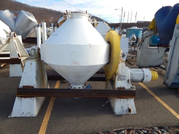 20 cu.ft. JP Devine Mfg., Stainless Steel double cone blender, 4' dia shell - Image 5