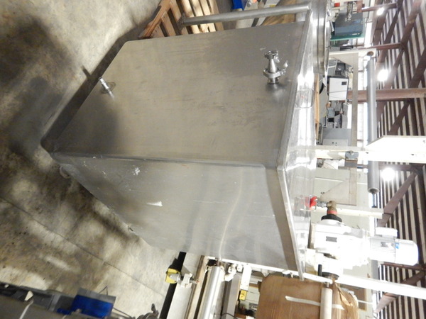 Mueller, rectangular Stainless Steel holding tank - Image 4