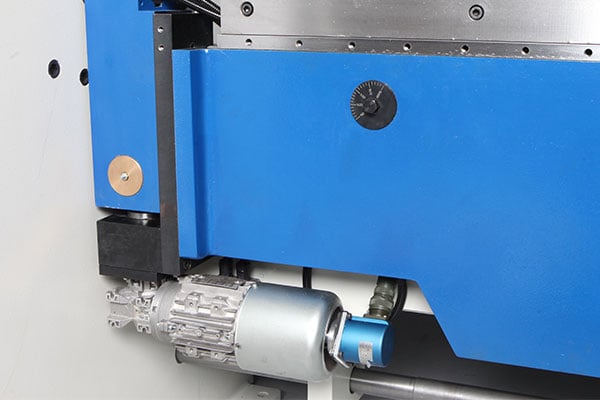 156" Erbend #MFA4225, CNC folder, 13 gauge, 1500mm back gauge, 3D touchscreen Control, servo motors - Image 3