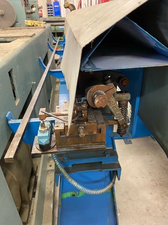 3/16" Shuster #400V, wire straightener & cut-off,.045"-.125" hi-tensile wire, .062"-.187"mild steel wire - Image 8