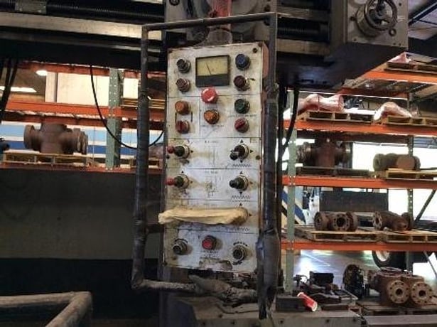 59" Summit, vertical boring mill, 59" 4-Jaw chuck, 70" Swing, 47" under rail, Ram, turret & side heads, 1976 - Image 4