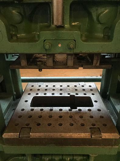 30 Ton, Minster #P2-30-20, 150-300 SPM, 1.5" stroke, 15" shut height, air clutch & brake, 1970 - Image 4