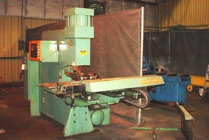 154 Ton, Peddinghaus, C-frame Plate Punch - Image 1