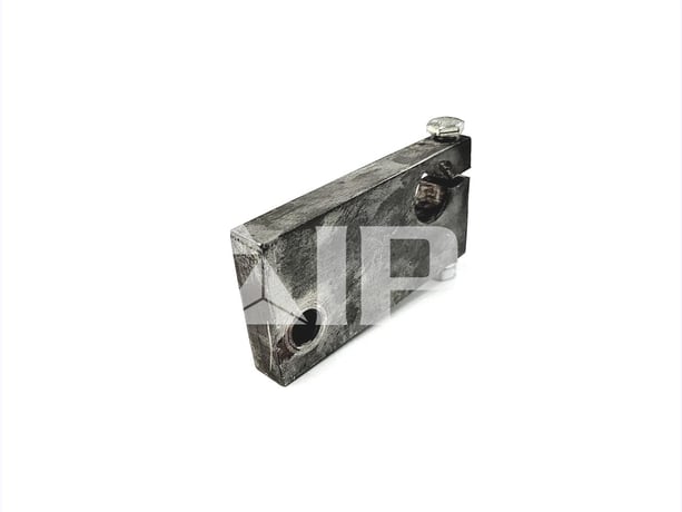 GE Lower Stud Connector For Akr-30s / Akru-30s - Image 2