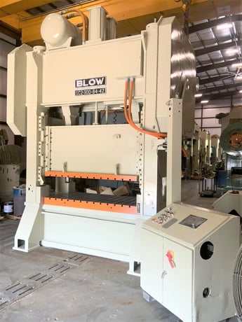 300 Ton, Blow #SC2-300-84-42, straight side double crank, 10" stroke, 21" Shut Height, 10" adj, 84" x 42" - Image 3