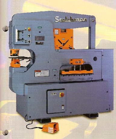 6" x 6" x 1/2" Scotchman #12012-24M, hydraulic ironworker, 120 ton, 12" throat, punch jog Control electric - Image 2