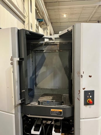 Mori Seiki #NHX-4000, horizontal machining center, 22" x, 22" y, 26" z, cAT 4012000 RPM, 60 automatic tool - Image 3