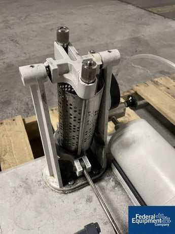 Parr #3911EGX, Hydrogenation Apparatus, 3" x 6", 1/6 HP explosion proof Motor, 4 liter gas canister, 115 volts - Image 8