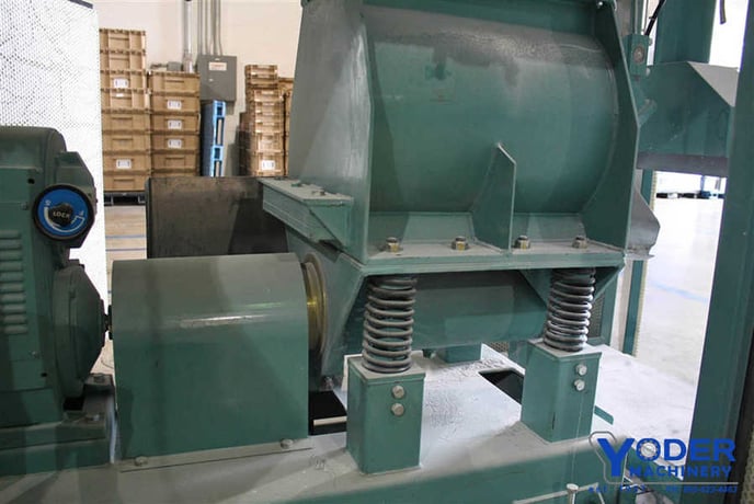 Sintobrator Ltd #VF-P, vibrating barrel, serial #ASU17020, 1997, #53784 - Image 3