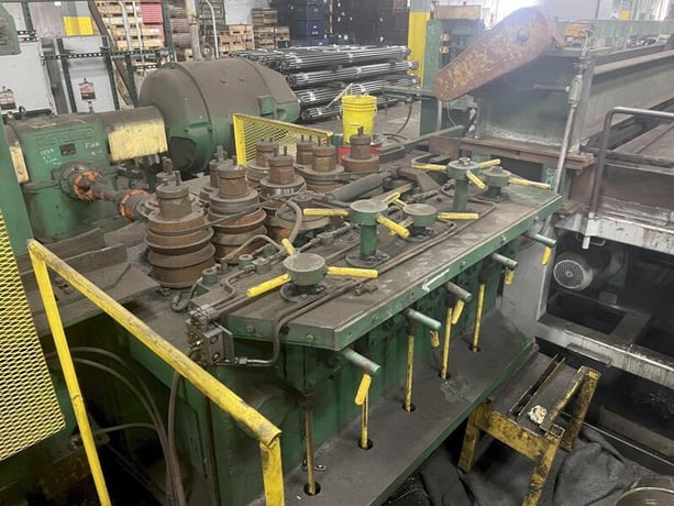 2-1/2" Sutton #2-1/2L, 18-rolls, 2-plane shape & bar straightener - Image 8