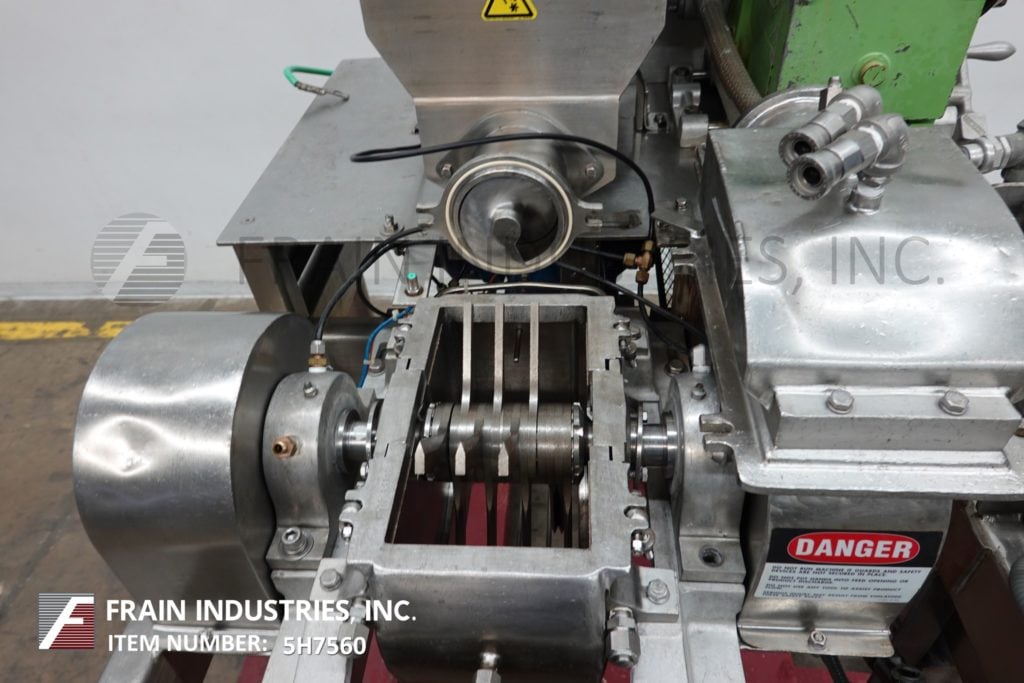 Fitzpatrick #DAS06, Stainless Steel hammermill, with 22" long x 22" wide x 17" deep hopper - Image 2