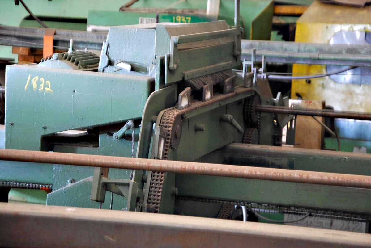 Burrmaster #1, brush deburring machine, 3" tube diameter, 120" tube length, 2.4" bar diameter, 18" brush - Image 9