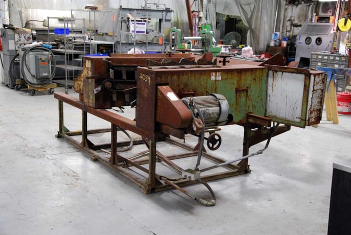 Ohio Machinery, brush deburring machine, 3" tube diameter, 120" tube length, (2) 15 HP, inclined feed table - Image 2