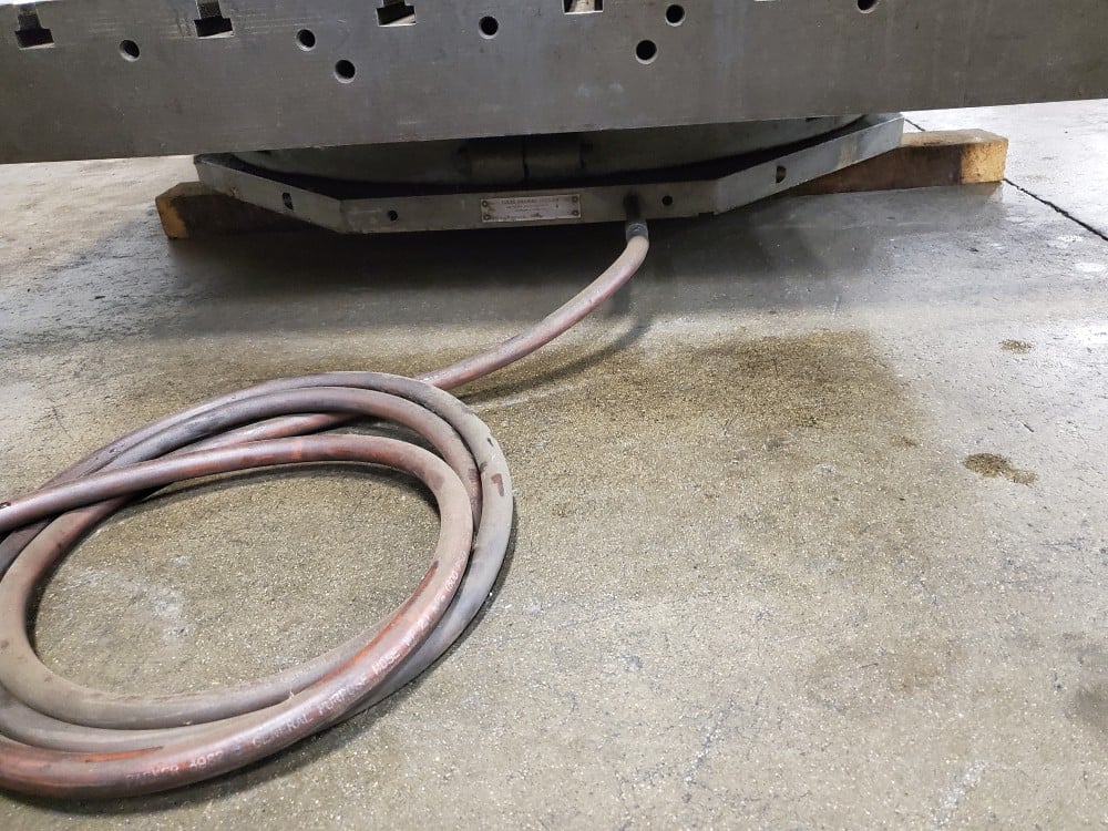 60" x 72" Lucas, air lift rotary table, serial #225 - Image 7