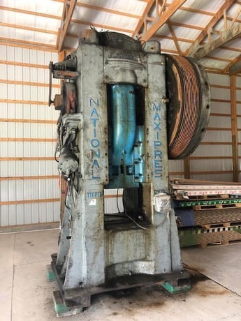 700 Ton, National #700, 8" stroke, 22" Shut Height, 90 SPM, 14.5" windows, air cooled & brake - Image 1