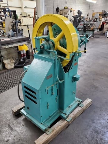 No. 3 Torrington, 3/4" 2 die rotary swager, 2 HP, 12 rolls - Image 3