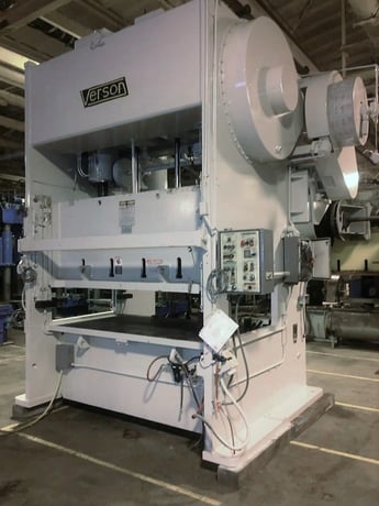 250 Ton, Verson #250-B2-84-48, Straight Side Double Crank, 4" stroke, 84" x 48" bed, 35-70 SPM - Image 2