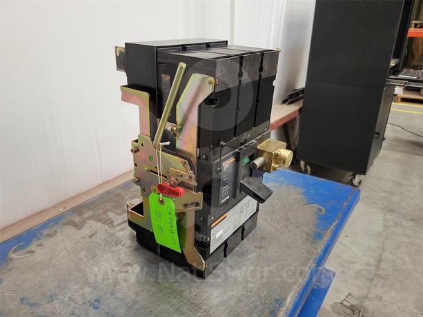 Square D Merlin Gerin Ck 800 Mccb With Standard Drawout Assembly - Image 7