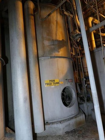 7138 gallon Apache, 316L Stainless Steel PDM feed tank with agitator, 9' x 15' - Image 1