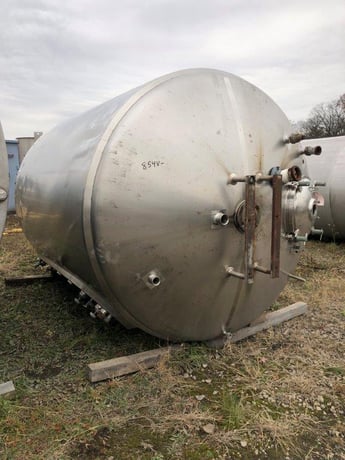 2500 gallon Stainless Steel mix tank, 84" dia. x 104" straight side, dish top, flat bottom - Image 3