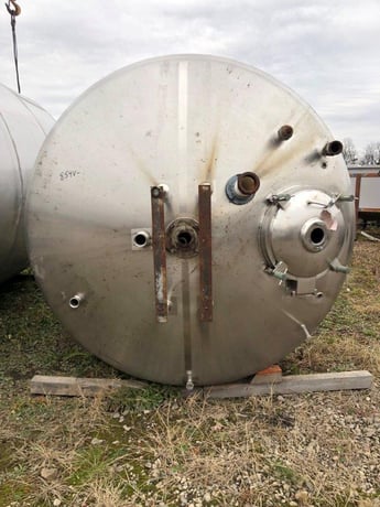 2500 gallon Stainless Steel mix tank, 84" dia. x 104" straight side, dish top, flat bottom - Image 4