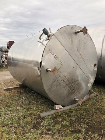 2500 gallon Stainless Steel mix tank, 84" dia. x 104" straight side, dish top, flat bottom - Image 7