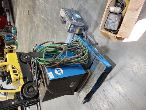 Miller #DeltaWeld-302, mig welder, #15511 - Image 2