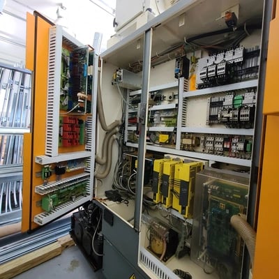 Gleason, Phoenix #125GH/200, 6-Axis CNC vertical gear hobber, Fanuc controls, 1995 - Image 10