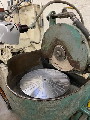 Arter #A-12, rotary surface grinder w/horizontal spindle for sharpening shaper cutters - Image 3
