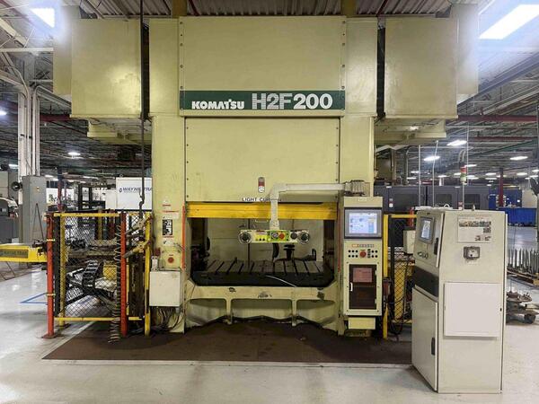 220 Ton, Komatsu #H2F200 Servo press, straight side double crank, 7.8" stroke, 31.6" Shut Height, 48-88 SPM - Image 1