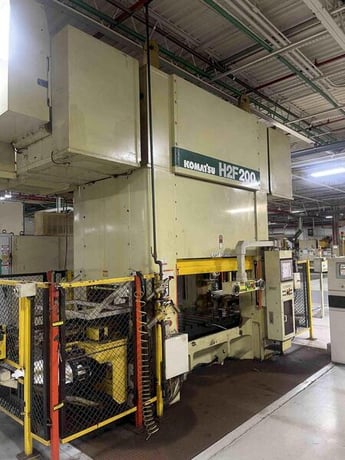 220 Ton, Komatsu #H2F200 Servo press, straight side double crank, 7.8" stroke, 31.6" Shut Height, 48-88 SPM - Image 7