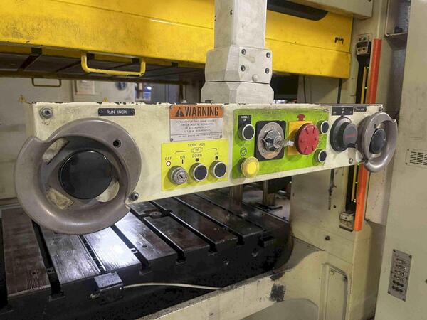 220 Ton, Komatsu #H2F200 Servo press, straight side double crank, 7.8" stroke, 31.6" Shut Height, 48-88 SPM - Image 9