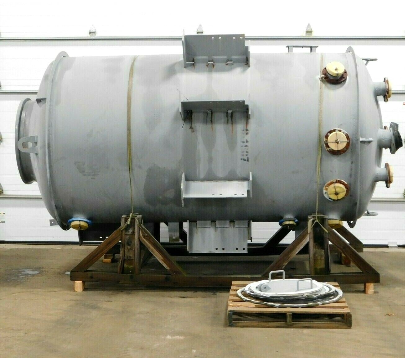 1500 gallon DeDietrich, glass lined reactor, 3008 glass, 75 FV psi, 62" ID, 108" straight wall, refurbished - Image 1